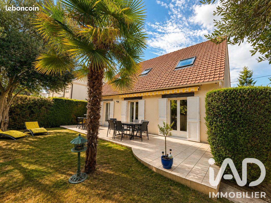Maison 7 pièces 159 m² · à Sainte-Geneviève-des-Bois · 159 m² · 499 000 €