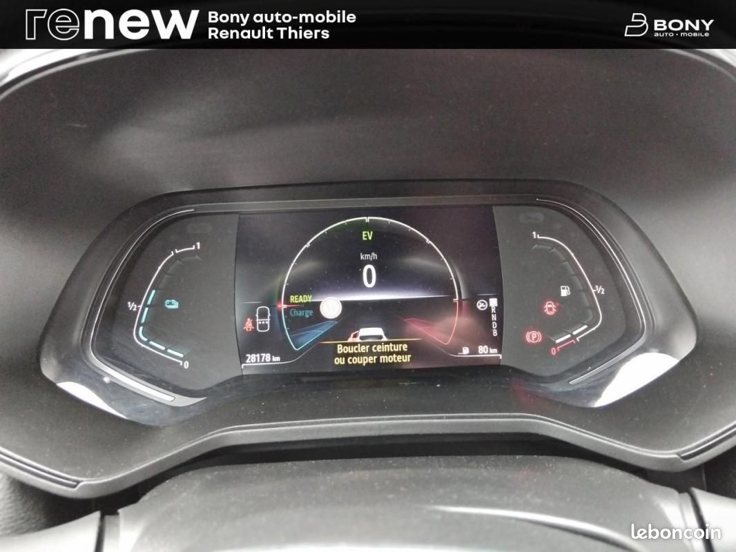 Renault Clio V E-Tech 140 - 21N Zen (image 15)