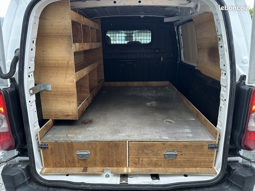 Citroën Berlingo (3) M 650kg BlueHDi 100 BVM Driver (image 19)