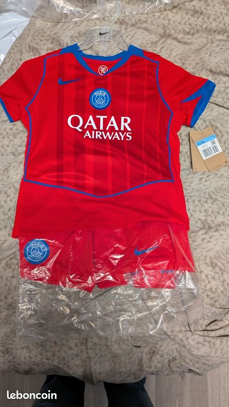 Maillot PSG Enfant – Multicolore, Plusieurs Tailles (10-14 Ans), Sans Marque