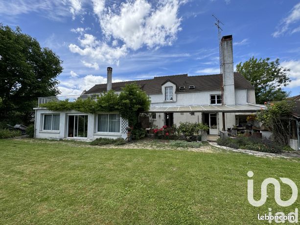 Maison 9 pièces 230 m²