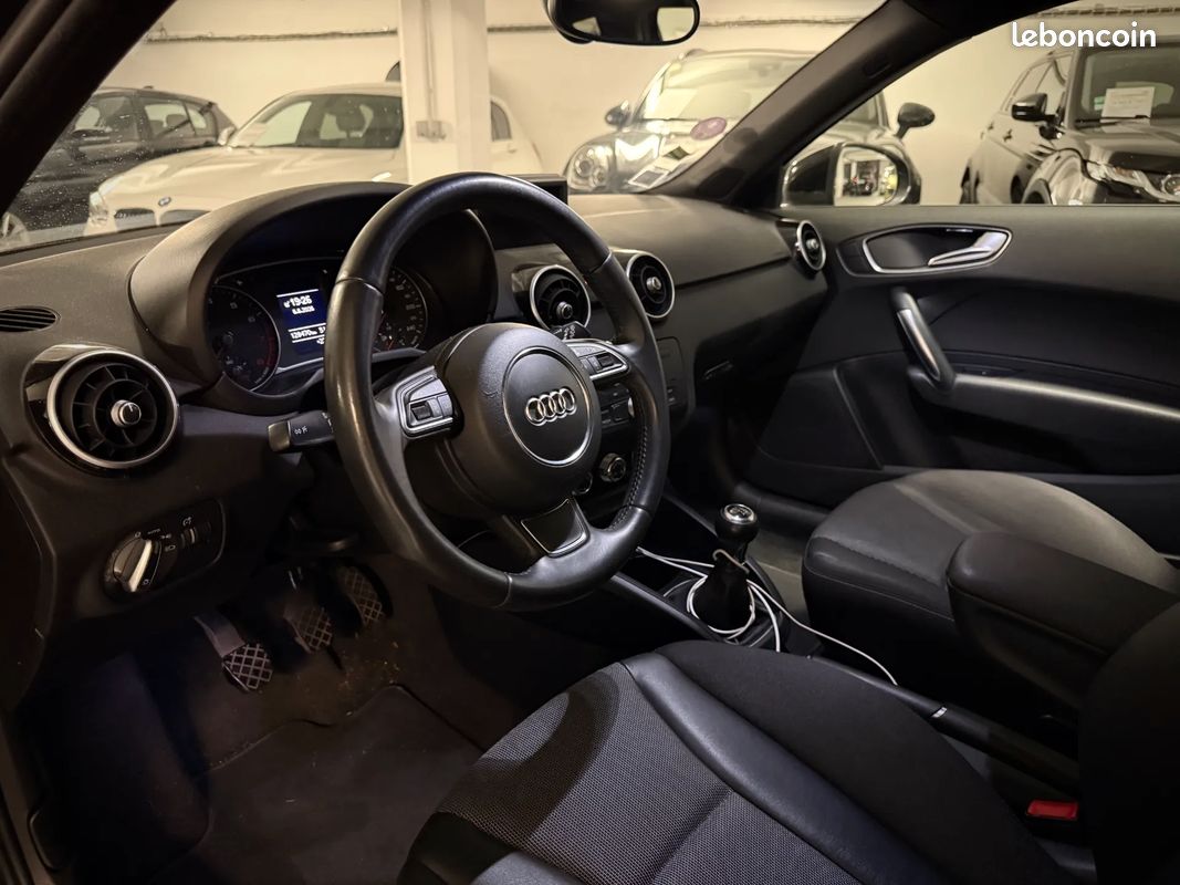 AUDI A1 1.2 86ch Ambition Luxe - 2013 - 128 000 km - CARPLAY - SUIVI COMPLET - REGULATEUR - SIEGES SPORT (image 9)