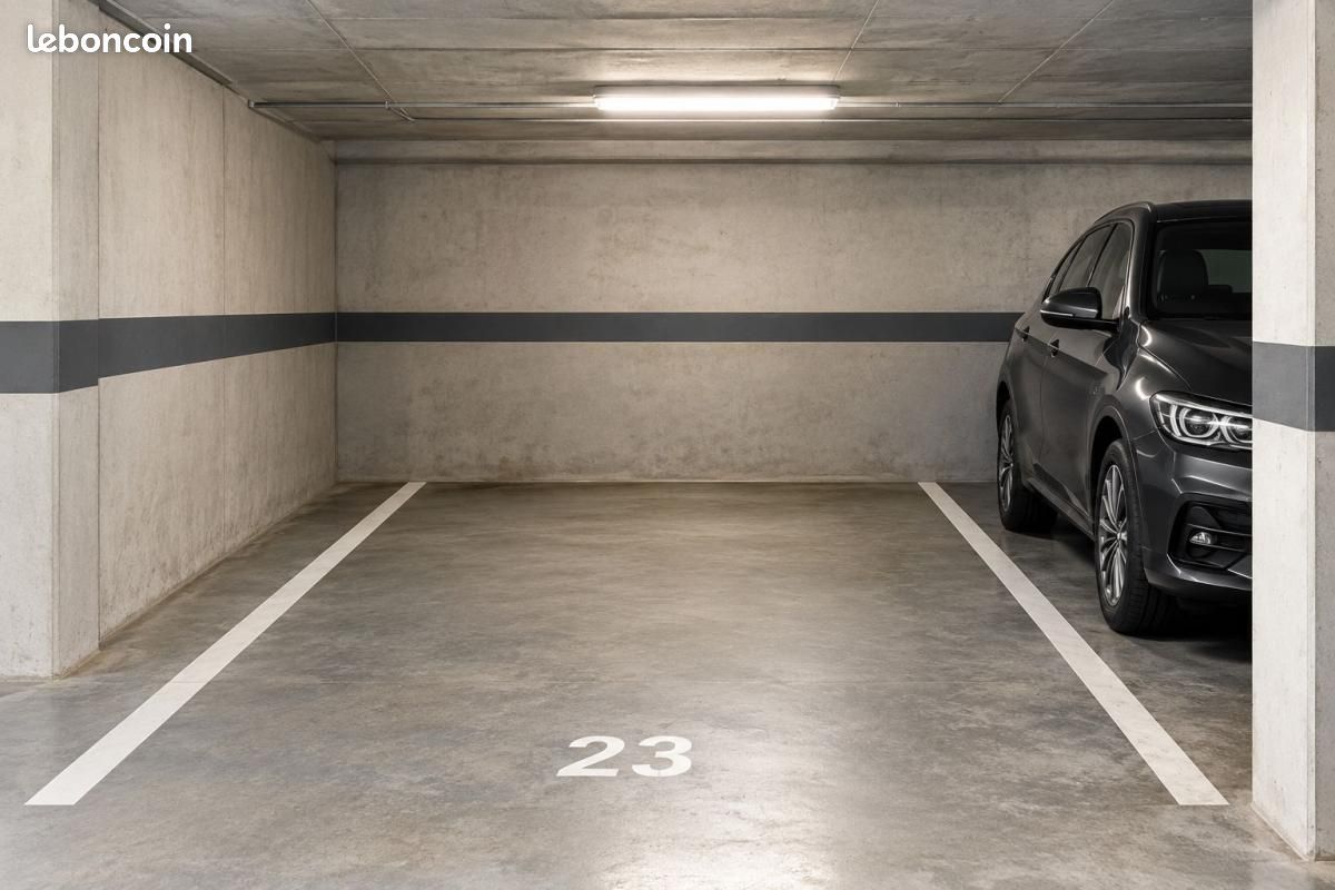 Garage/box Noisy Le Sec · à Noisy-le-Sec · 15 000 €
