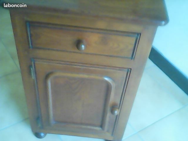 Table de chevet merisier anciene (image 1)