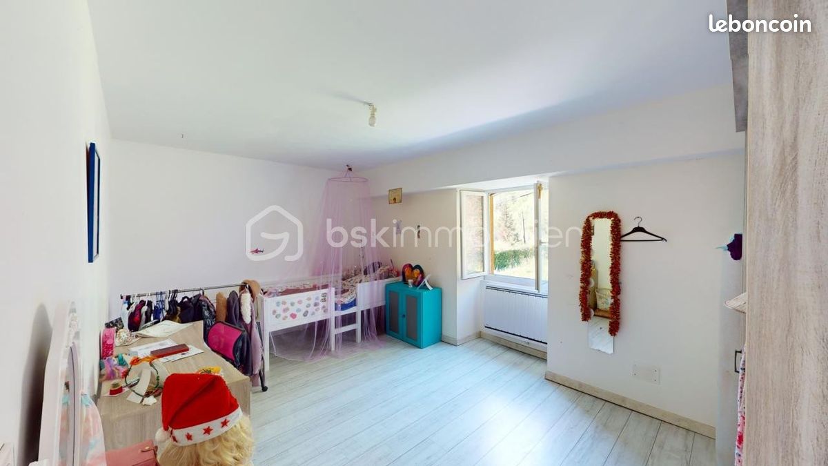 Maison 7 pièces 172 m² - Hasparren 64240 (image principale 13)