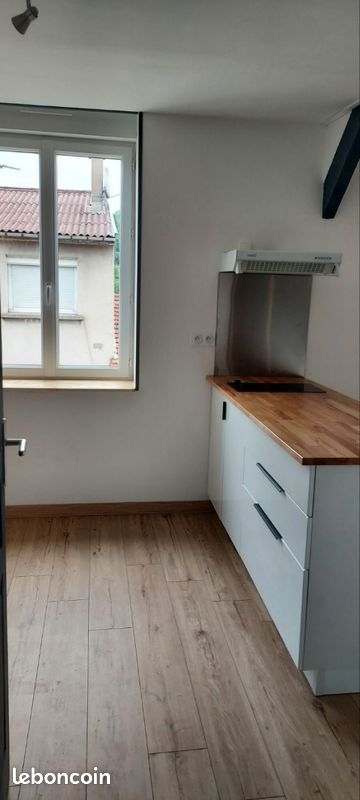 Appartement 2 pièces 32 m² · à Decazeville · 32 m² · 375 €/mois