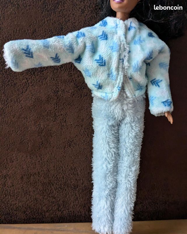 Tenue Barbie cutie reveal chien husky Jeux Jouets