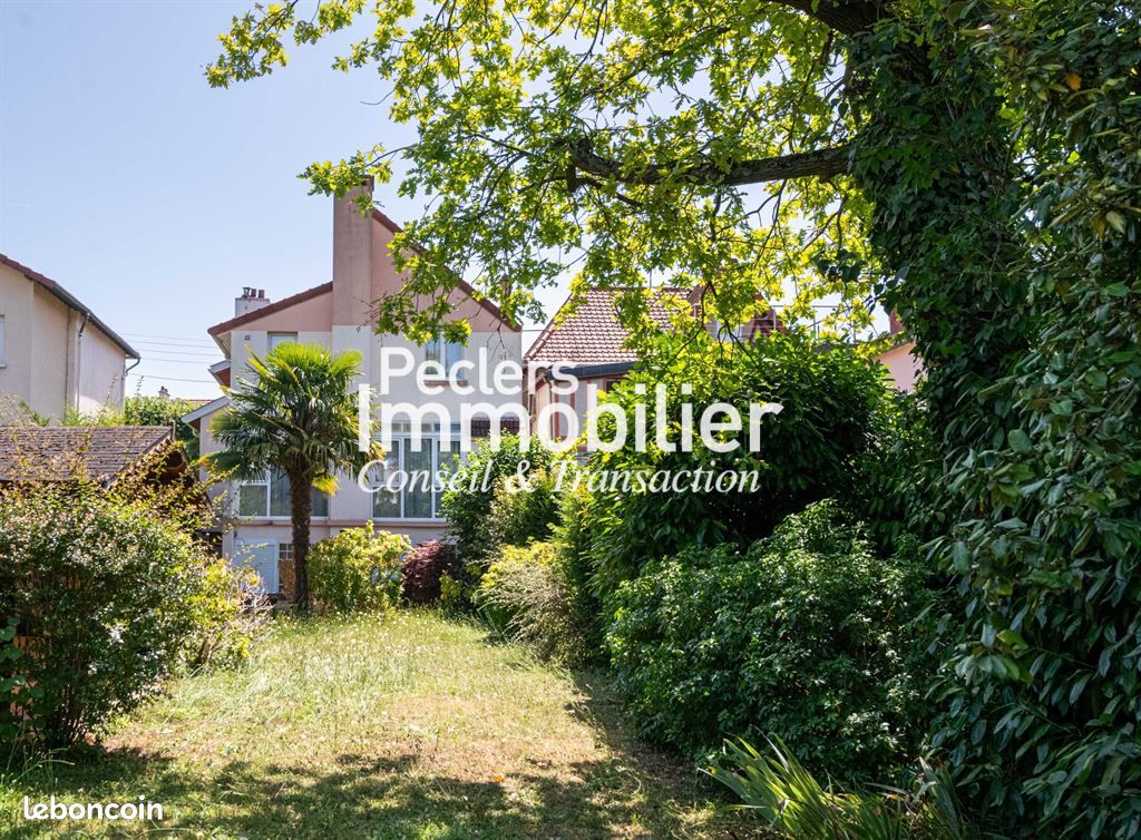 Maison 5 pièces 127 m² · à Rueil-Malmaison · 127 m² · 1 196 000 €