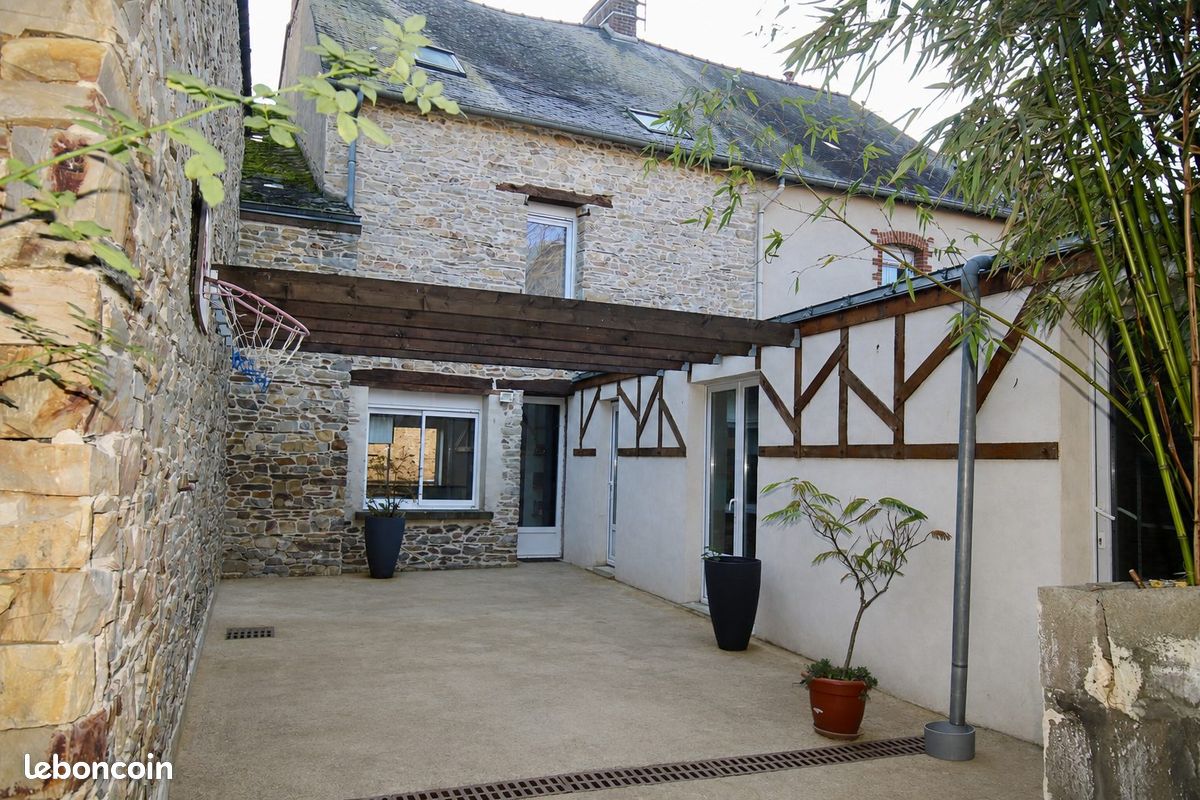 Maison 6 pièces 131 m² · à Grand-Fougeray · 131 m² · 195 000 €