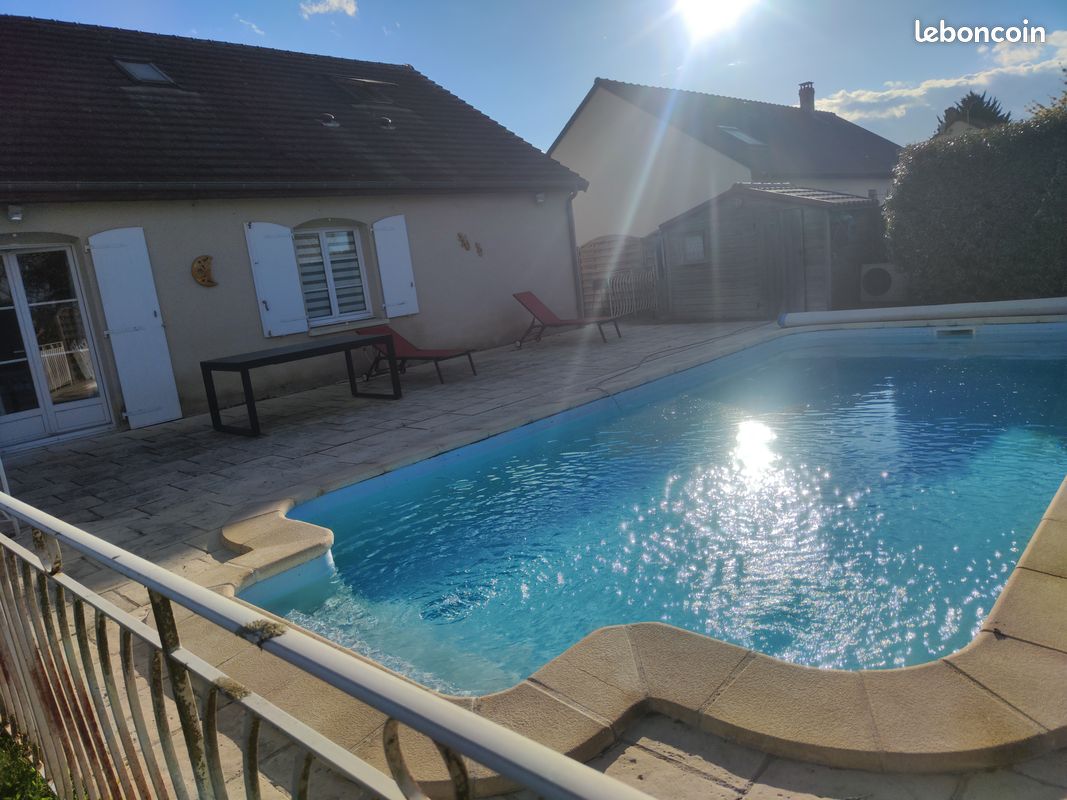 Maison 8 pièces 180 m² · à Sorigny · 180 m² · 370 000 €
