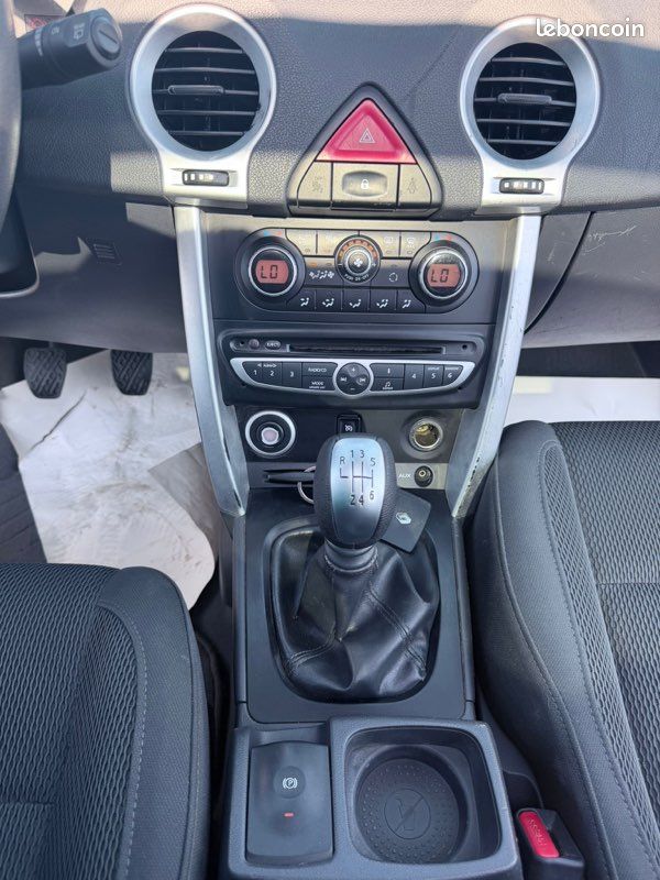 Koleos 2.0L/150cv/2008/Pano/xenon/Clim (image 8)