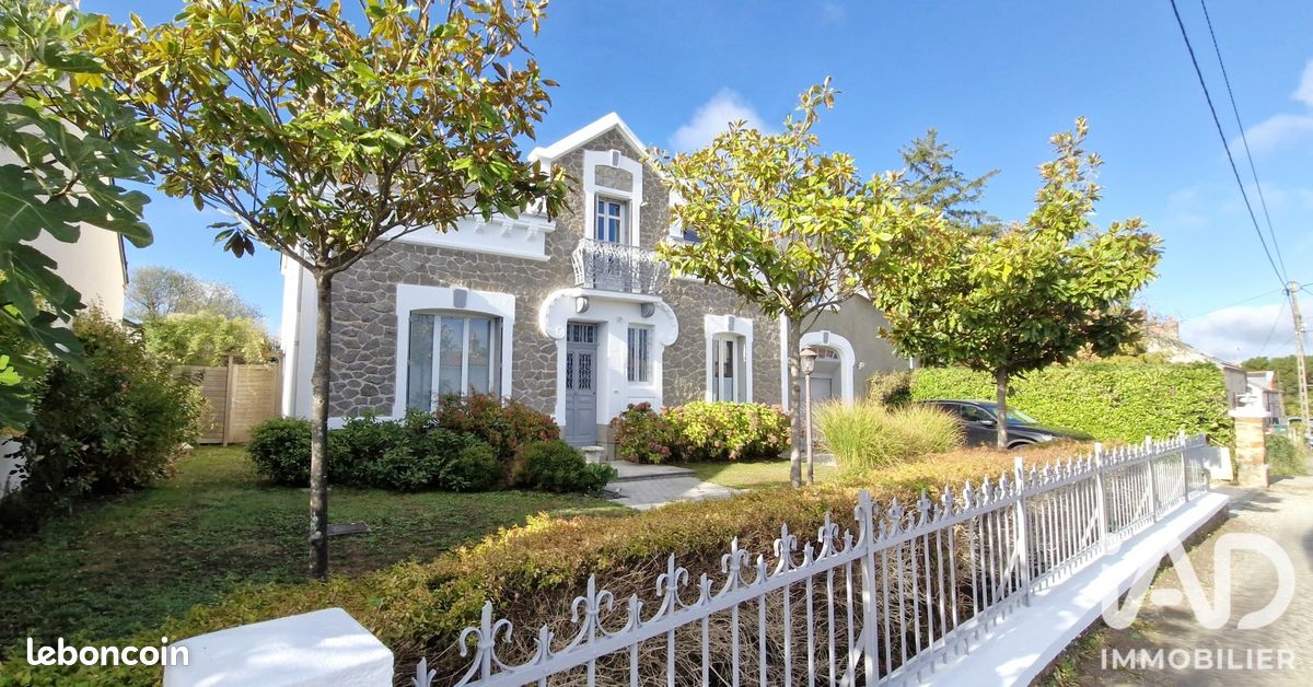 Maison 9 pièces 192 m² · à Bouguenais · 192 m² · 624 000 €