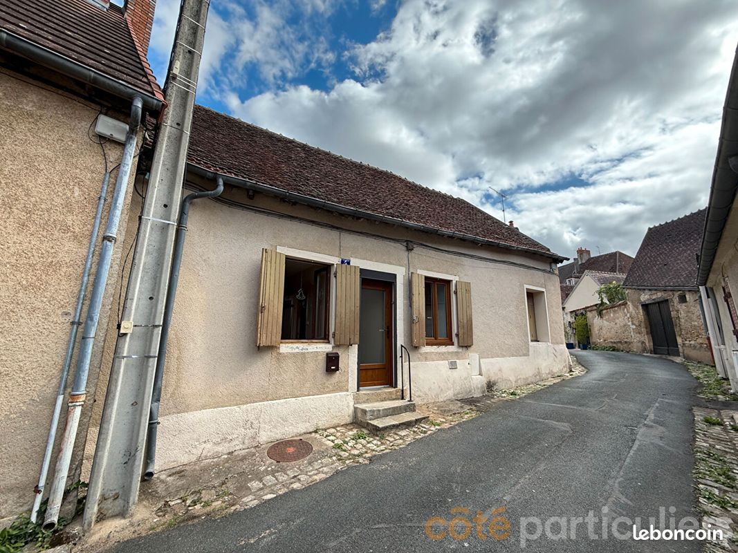 Maison 3 pièces 63 m² · à Saint-Amand-Montrond · 63 m² · 60 000 €