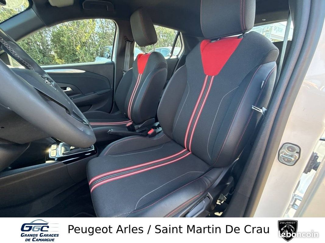 OPEL Corsa 1.2 Turbo 100 ch BVM6 GS (image 9)