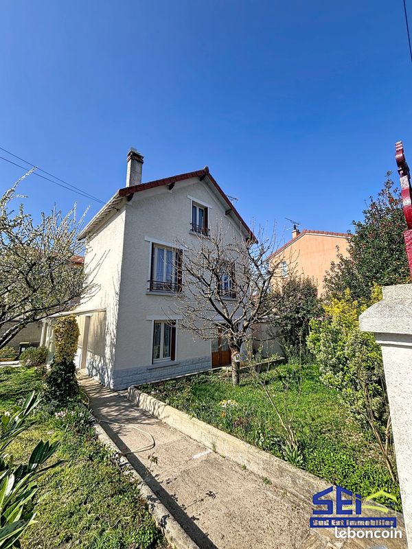 Maison 5 pièces 105 m² · à Villiers-sur-Marne · 105 m² · 355 000 €