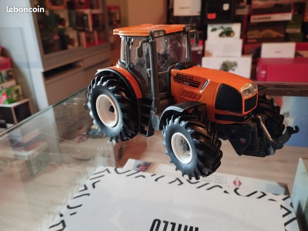 BRUDER - TRACTEUR CLAAS ATLES 936 RZ Echelle 1:16 - Engin de la ferme