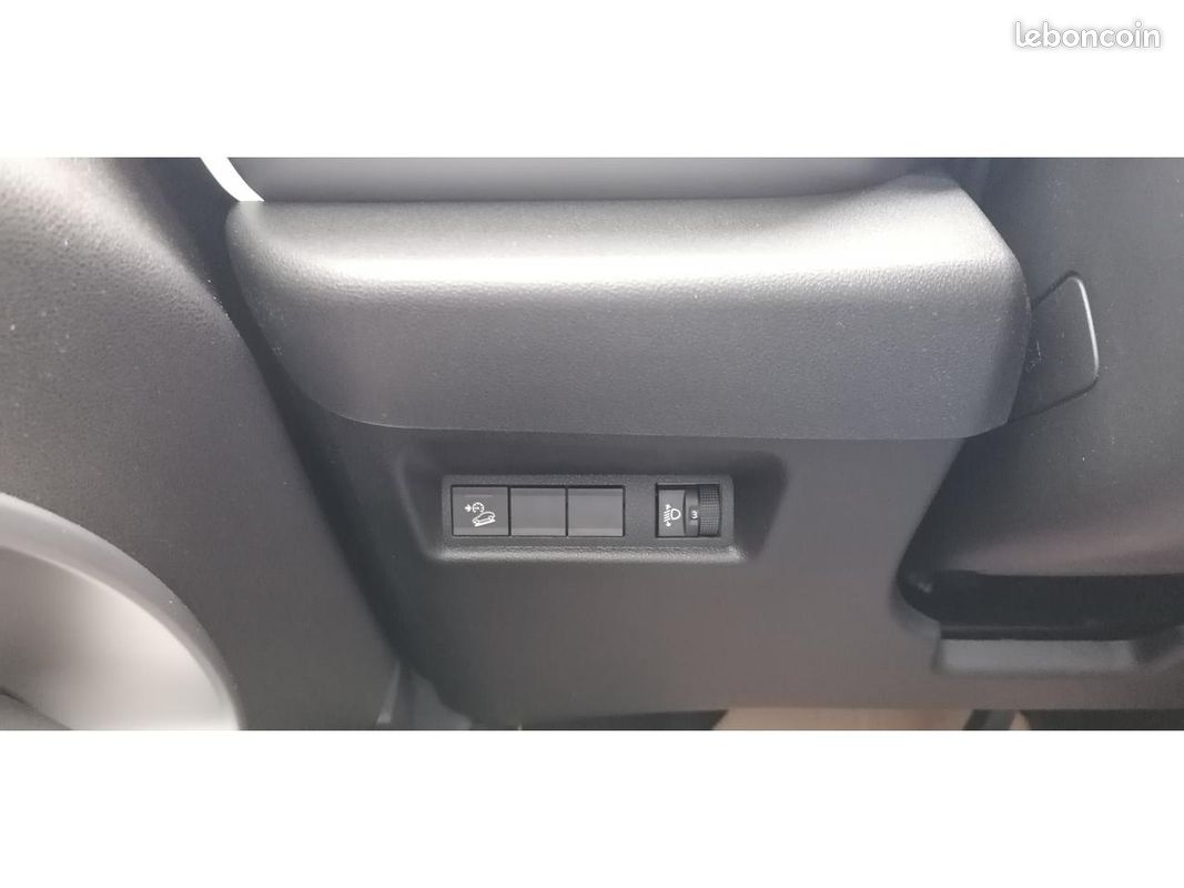 JEEP AVENGER 1.2 T3 e-Hybrid 110 BVR Summit +PK PREMIUM+TOIT OUVRANT (image 15)