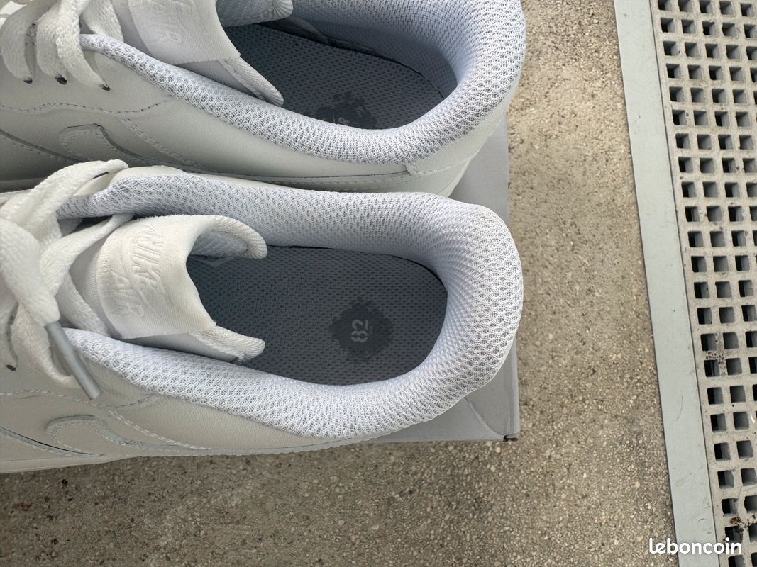 Nike Air Force 1 (image 4)