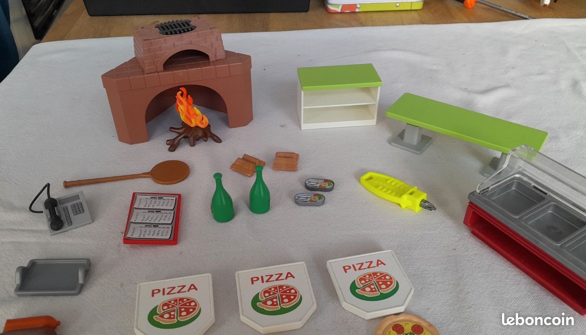 Figurine Playmobil Pizzaiolo Vendeur De Pizza - Réf. 6392 4766 - Occasion Très Bon état