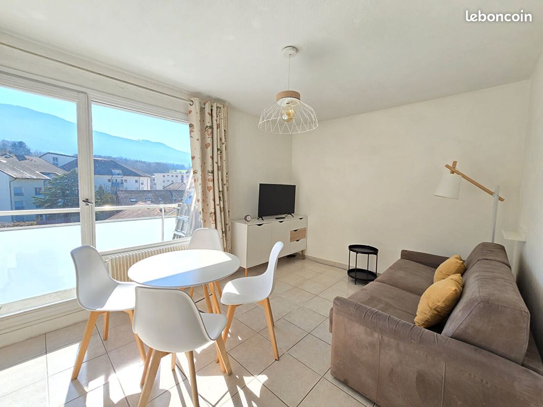 Appartement 1 pièce 22 m² · à Collonges-sous-Salève · 22 m² · 745 €