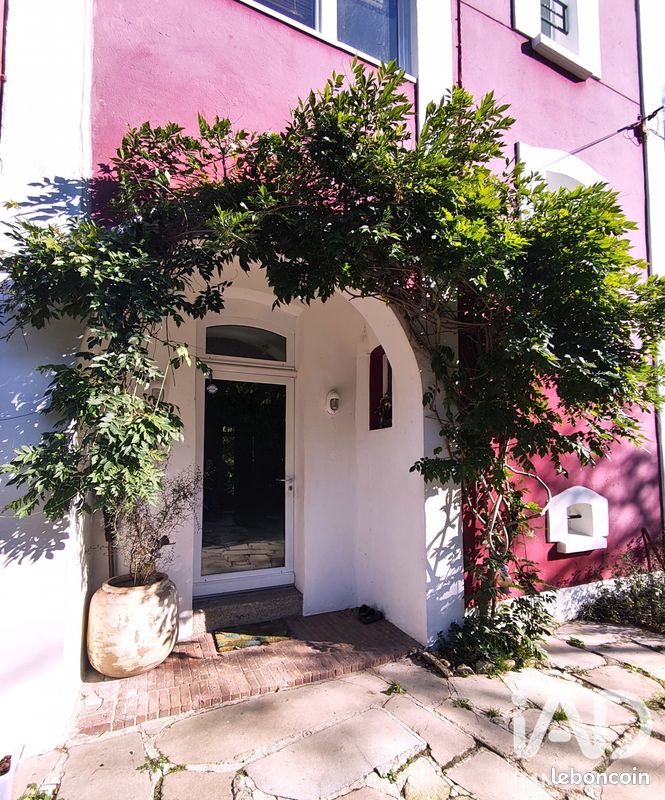 Maison 8 pièces 290 m² · à Hennebont · 290 m² · 980 000 €