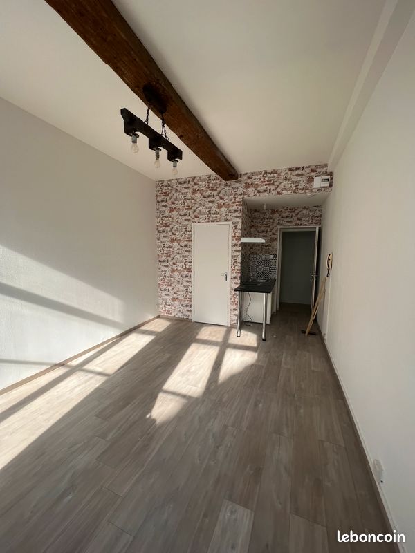 Appartement 1 pièce 20 m² · à Valenciennes · 20 m² · 440 €/mois