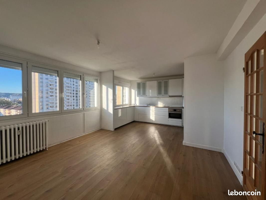 Appartement 4 pièces 82 m² · à Rouen · 82 m² · 850 €