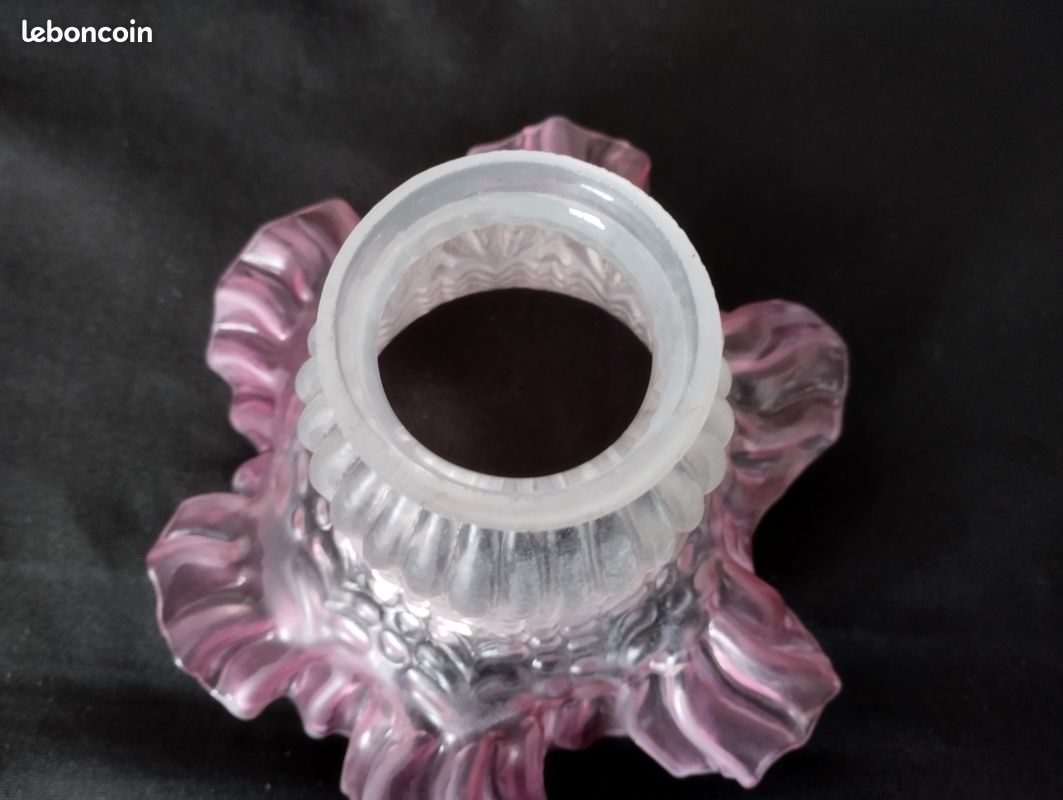 Tulipe art déco en pâte de verre rose (image 3)