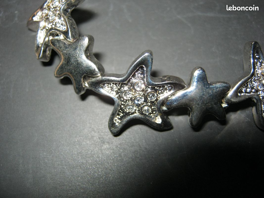 Bracelet étoiles et strass avec chainette (image 2)