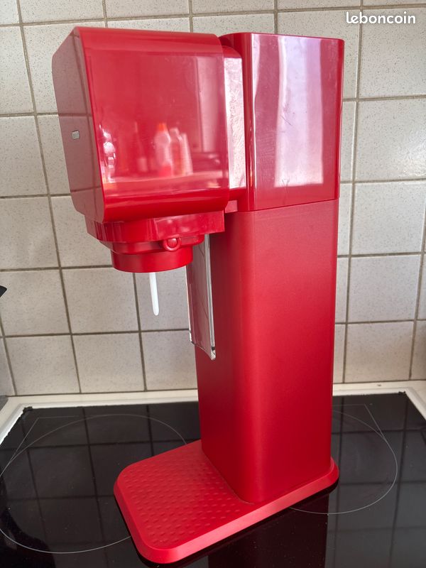 Sodastream rouge eau pétillante gazeuse - Électroménager