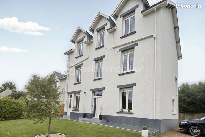 Maison 9 pièces 205 m²
