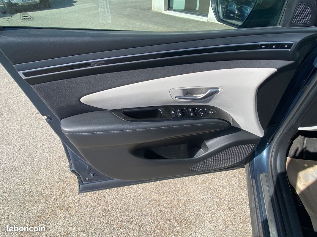 Hyundai TUCSON Executive Mild-Hybrid 2WD DCT (image 11)