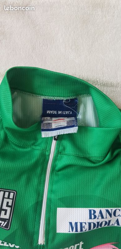 Pitti uomo: svelate le maglie leader del Giro d'Italia 2015