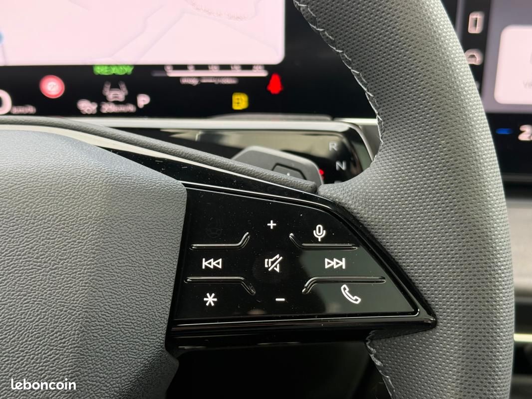 Audi Q3 DIESEL TDI 150 ch S tronic 7 S line (image 23)