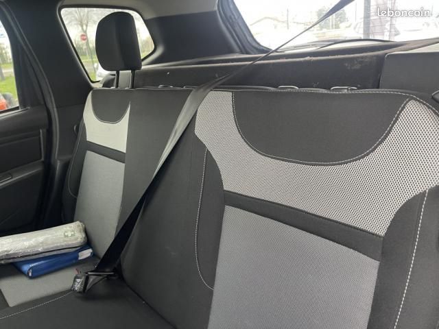 Dacia Duster dCi 110 4x2 Prestige Edition 2016 (image 10)