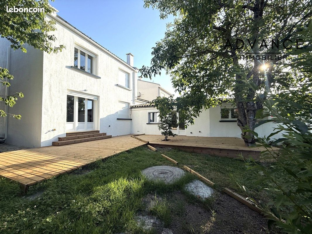 Maison 5 pièces 100 m² · à Saint-Jean · 100 m² · 450 000 €