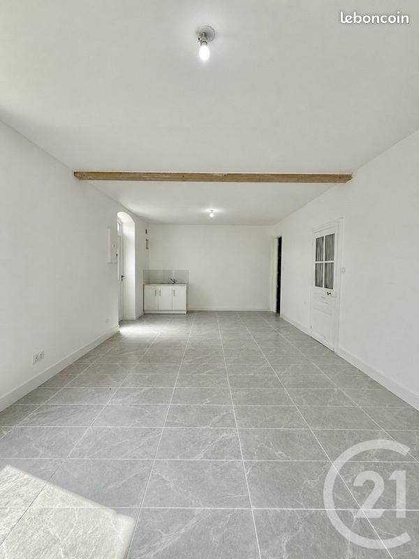 Maison 3 pièces 57 m² · à Noyant-d'Allier · 57 m² · 650 €
