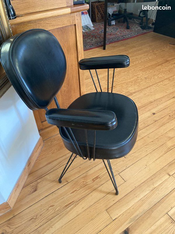 Fauteuil de coiffeur des années 20 en excellent état (image 2)