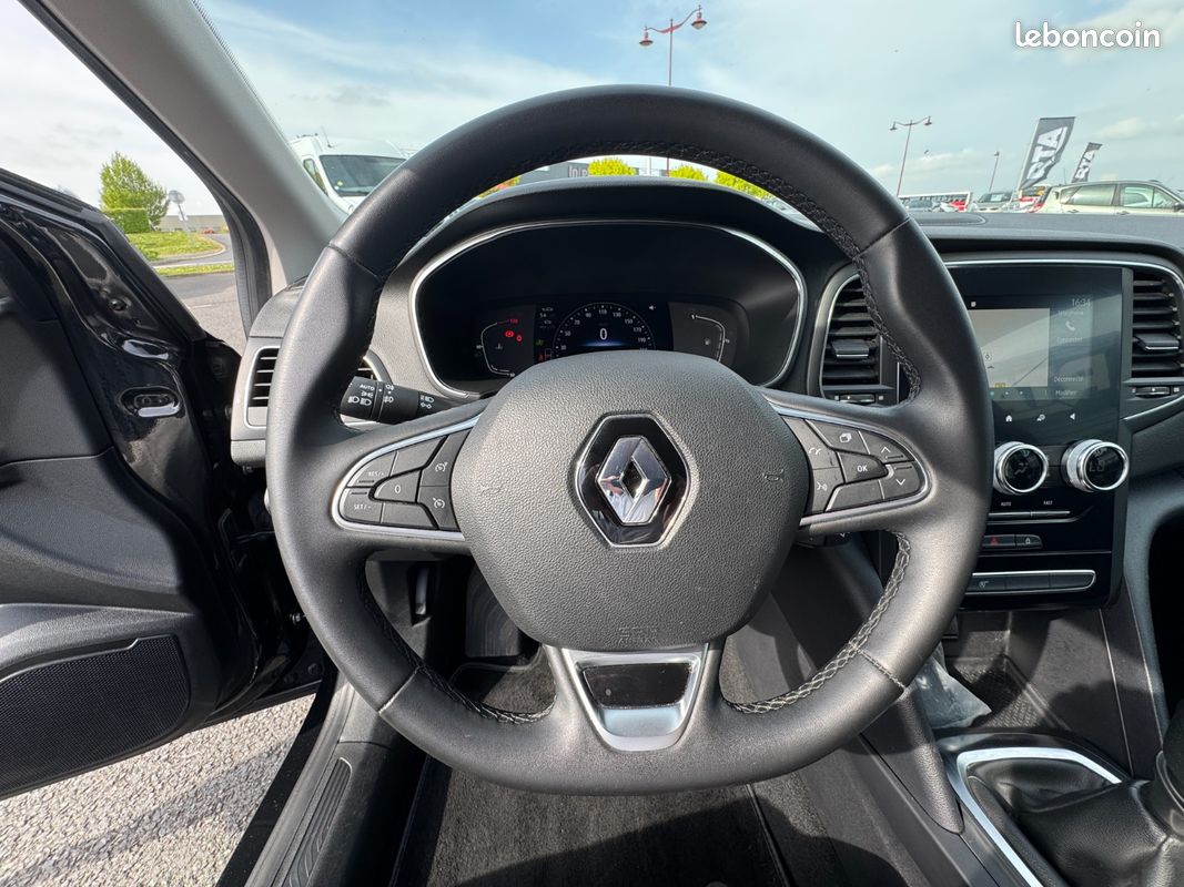 Renault MÉGANE IV ESTATE ESTATE 1.5 DCI 115 Evolution (image 5)