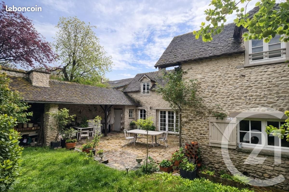 Maison 7 pièces 230 m² · à Berchères-sur-Vesgre · 230 m² · 550 000 €