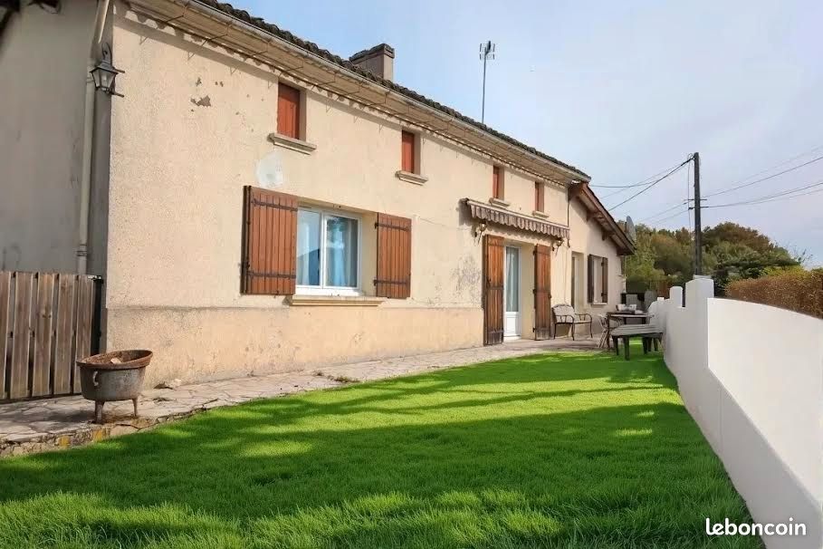 Maison 4 pièces 117 m² · à Saint-Martin-du-Bois · 117 m² · 186 600 €