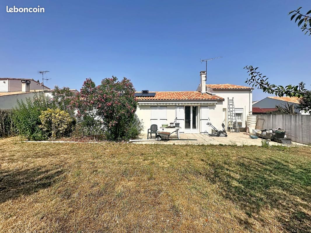 Maison 5 pièces 91 m² · à Échillais · 91 m² · 263 000 €