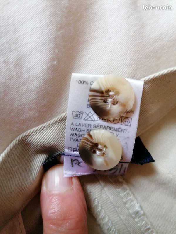 Neuve Cette Tunique M&F GIRBAUD  Voir Les Mesures