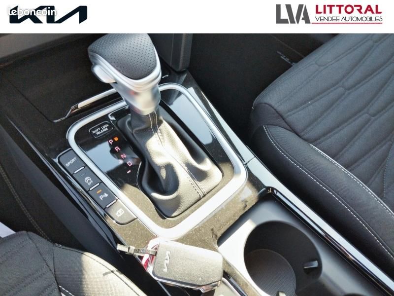 Kia ProCeed 1.5 T-GDi 140ch GT-line DCT7 (image 14)