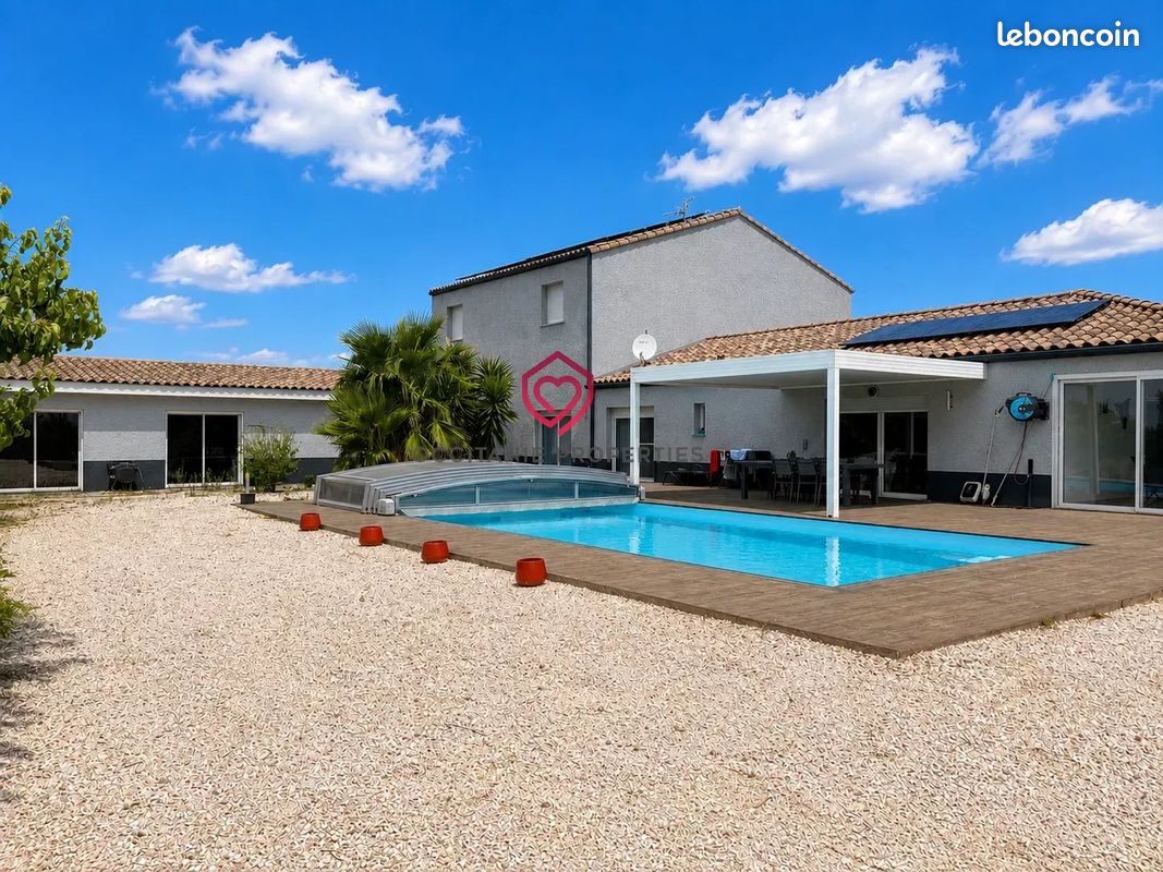 Maison 8 pièces 360 m² · à Argeliers · 360 m² · 530 000 €