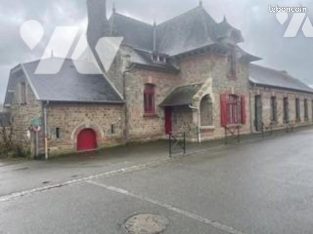 Maison 5 pièces 109 m² · à Étrelles · 109 m² · 960 €/mois
