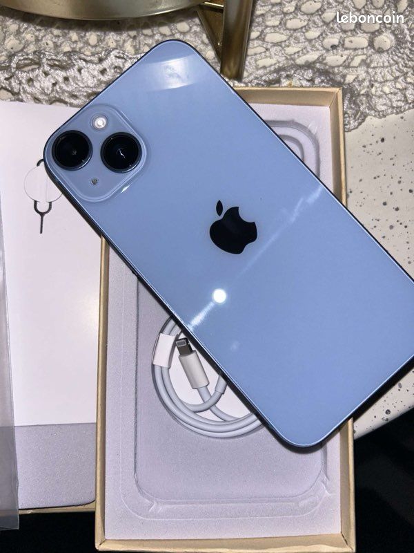 IPhone 14 (image 1)