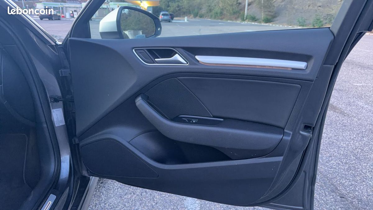 Audi A3 sportback III 2.0 TDI 150 S-Tronic 7 S Line (image 22)