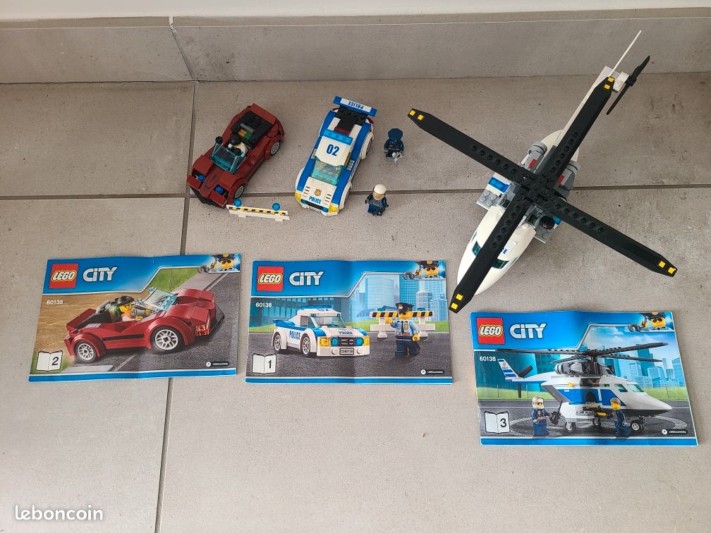 Lego city Police 60138 (image 2)
