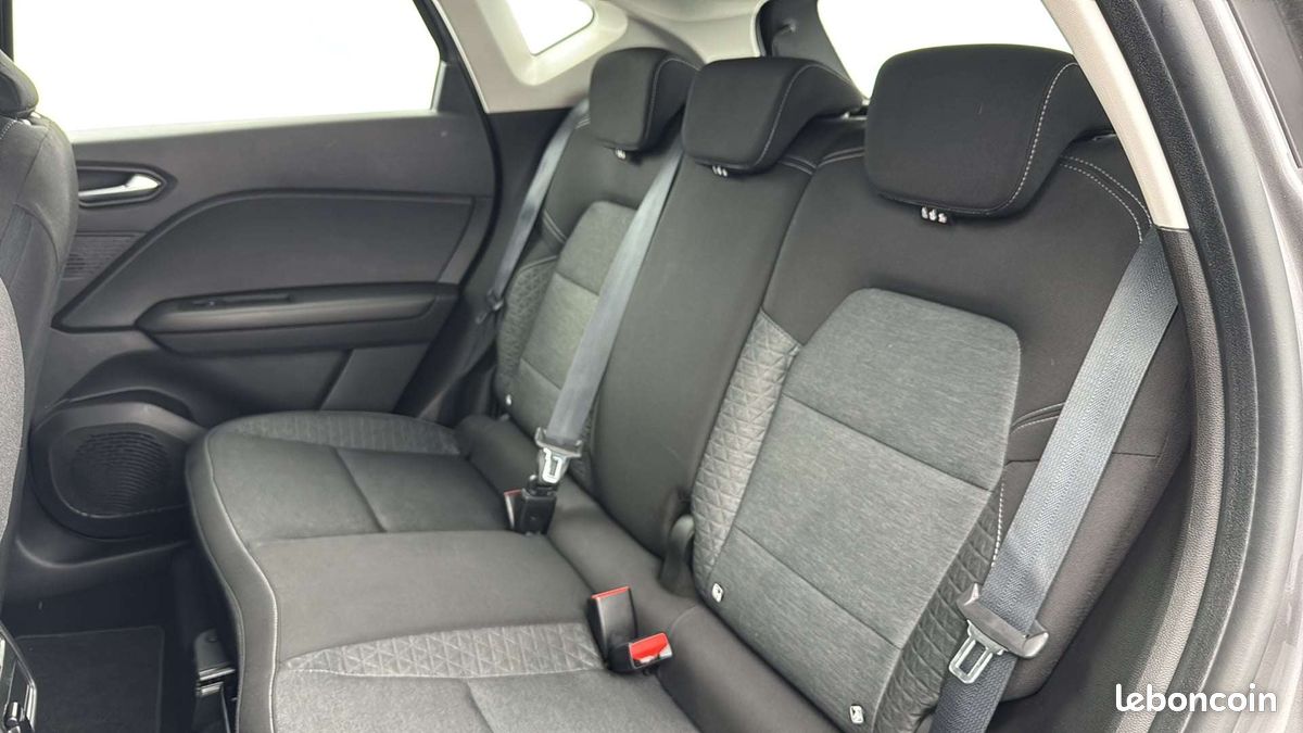 Renault captur e tech 145 21 business (image 28)
